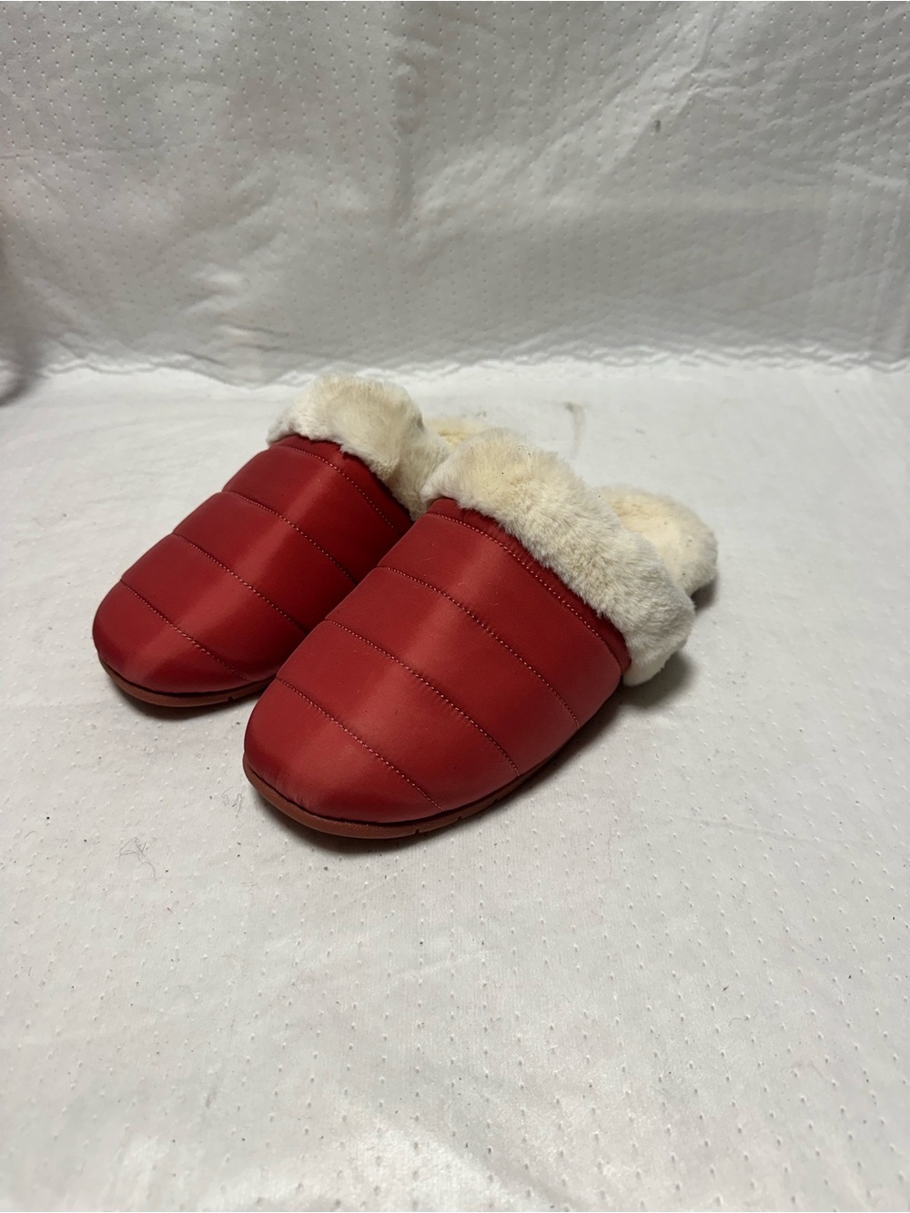 Vionic Red Quilted Faux-Fur Lined Slip-On Slippers